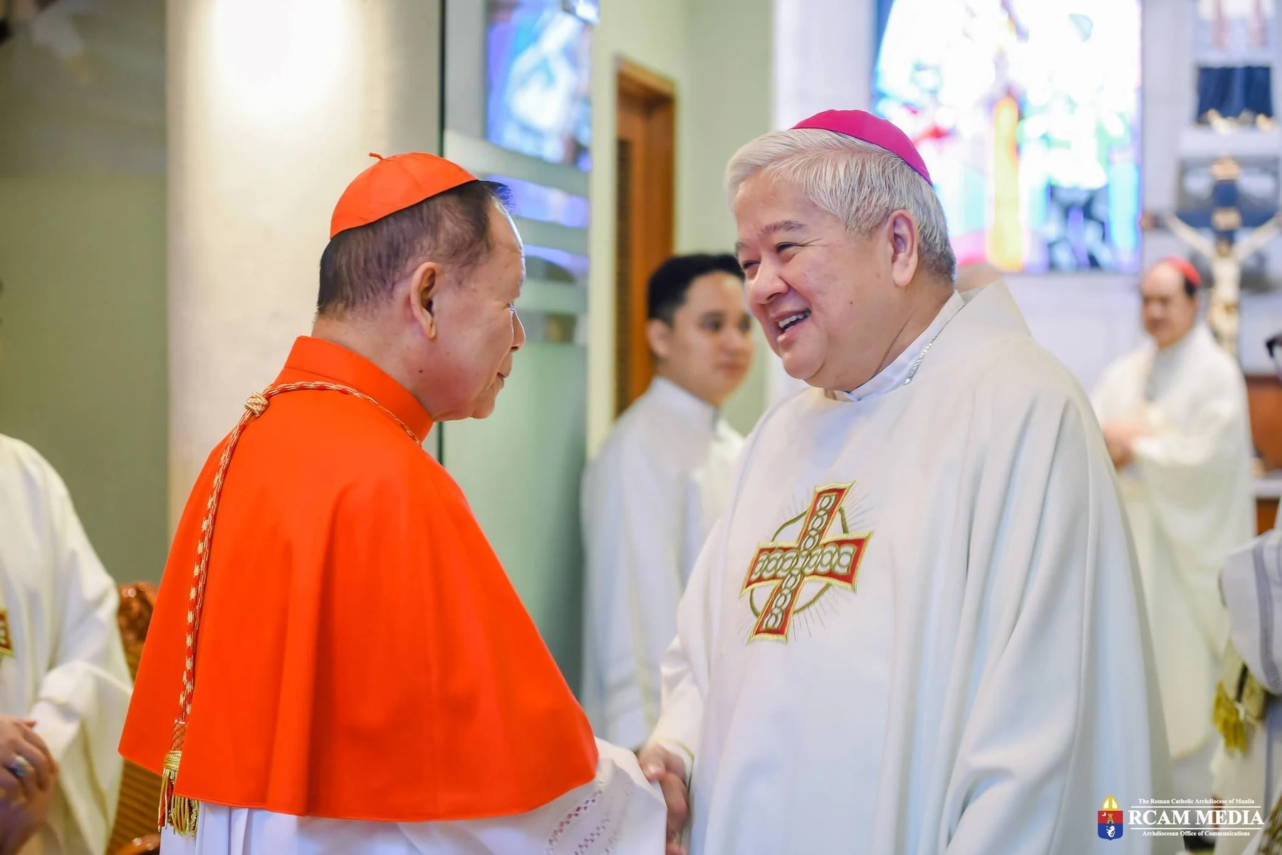 His Eminence Jose F. Cardinal Advincula Jr. with The Most Reverend Socrates “Soc” B. Villegas during the thanksgiving celebration, reflecting fellowship, mutual respect and a shared commitment to service.
