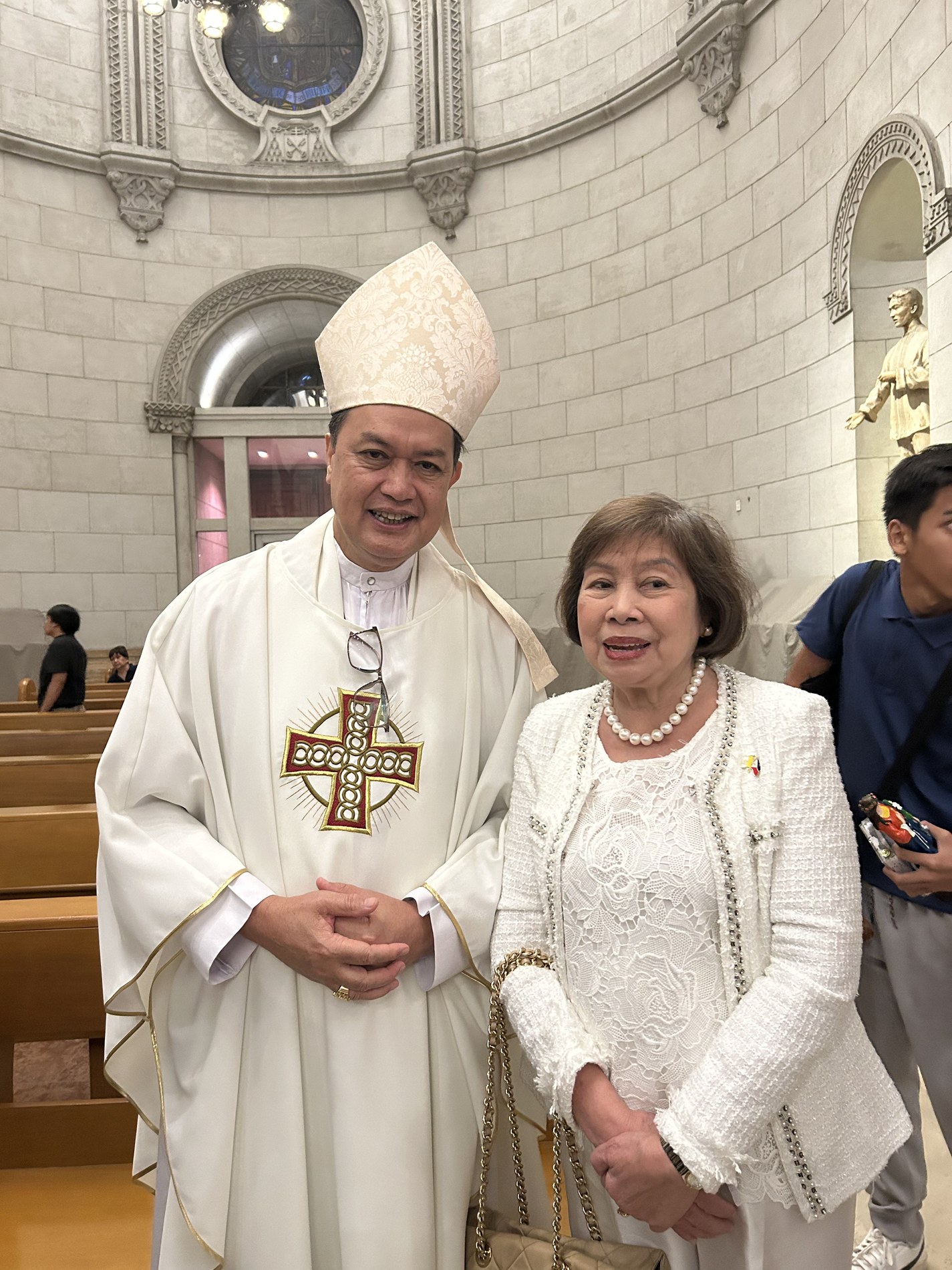 Cardinal Pablo Virgilio “Ambo” David with Dra. Luzviminda S. Jose following the Mass, reflecting fellowship and a shared commitment to faith and service.