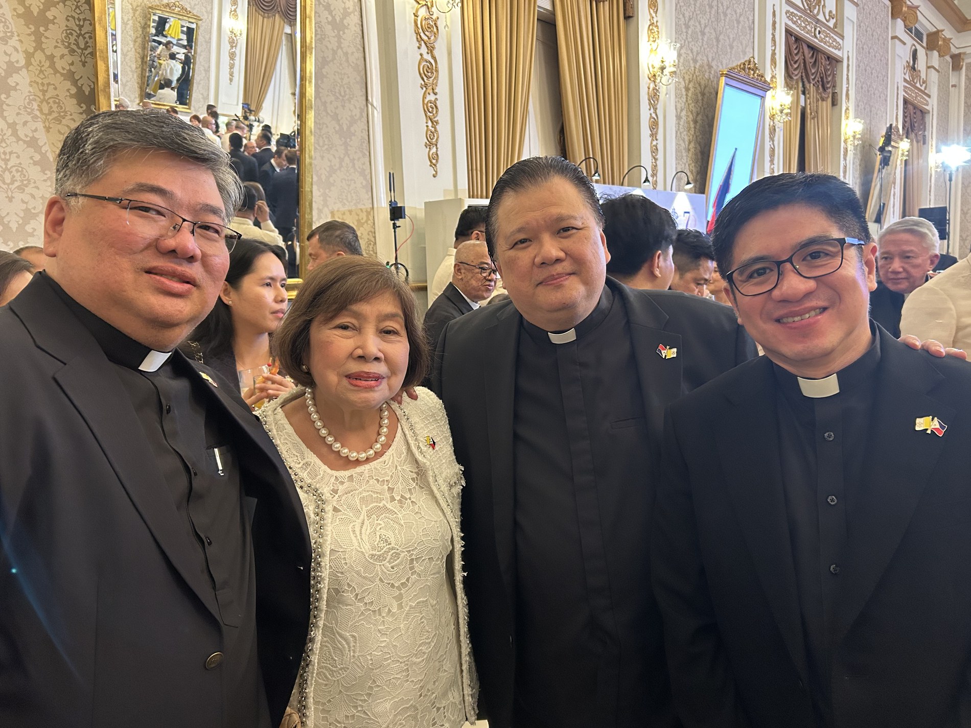 Rev. Fr. Nolan A. Que, Ph.D., Dra. Luzviminda S. Jose, Monsignor Noly Que, and Monsignor Reginald “Regie” Malicdem share a moment of fellowship that reflects Sacred Heart’s relationship with the wider Church community.